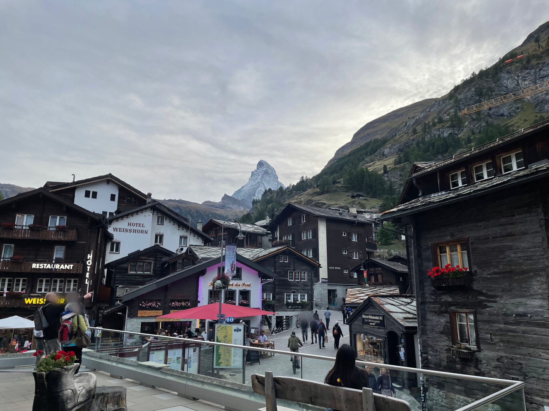 ツェルマット市役所?からのマッターホルン