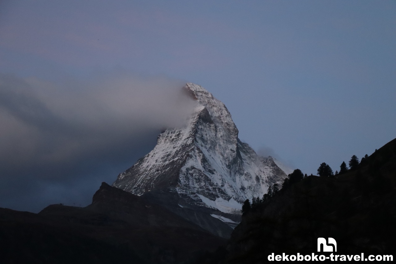 ズームしたらこんな感じでマッターホルンが見えます
