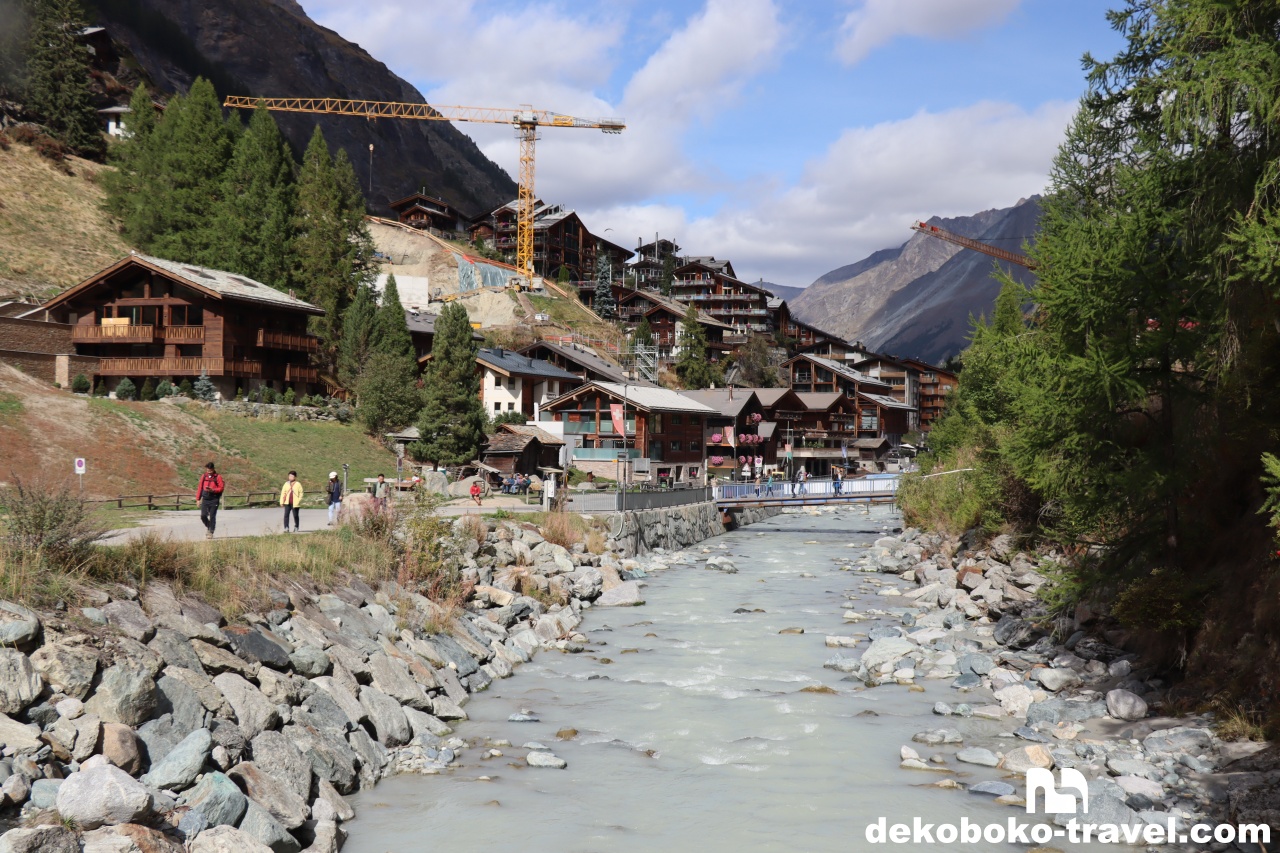 ツェルマット駅から歩いても20分くらいで着きます